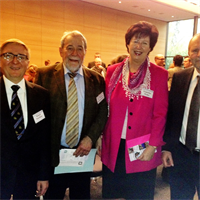 Präsident Roland Peterhans, Schweiz - Ehrenpräsident Dr. Helmut Weidelene, BDS und Präsident Jürgen Rast, BDS